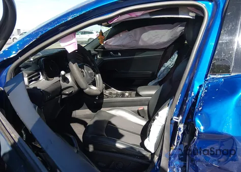 2022 Kia K5 Gt-Line z USA, uszkodzony, nr VIN 5XXG64J22NG100224